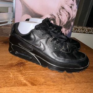 Nike Mens Air Max 90 302519-001 Black Casual Shoes Sneakers Size 11